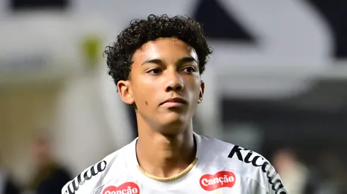 Robinho perdeu a moral com o elenco do Santos.