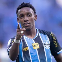 Vice do Grêmio responde sobre possível proposta para venda de Mec