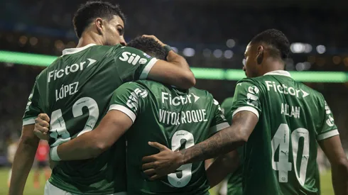 Palmeiras pode negociar Flaco, Vitor Roque e Allan. Foto: Anderson Romão/AGIF