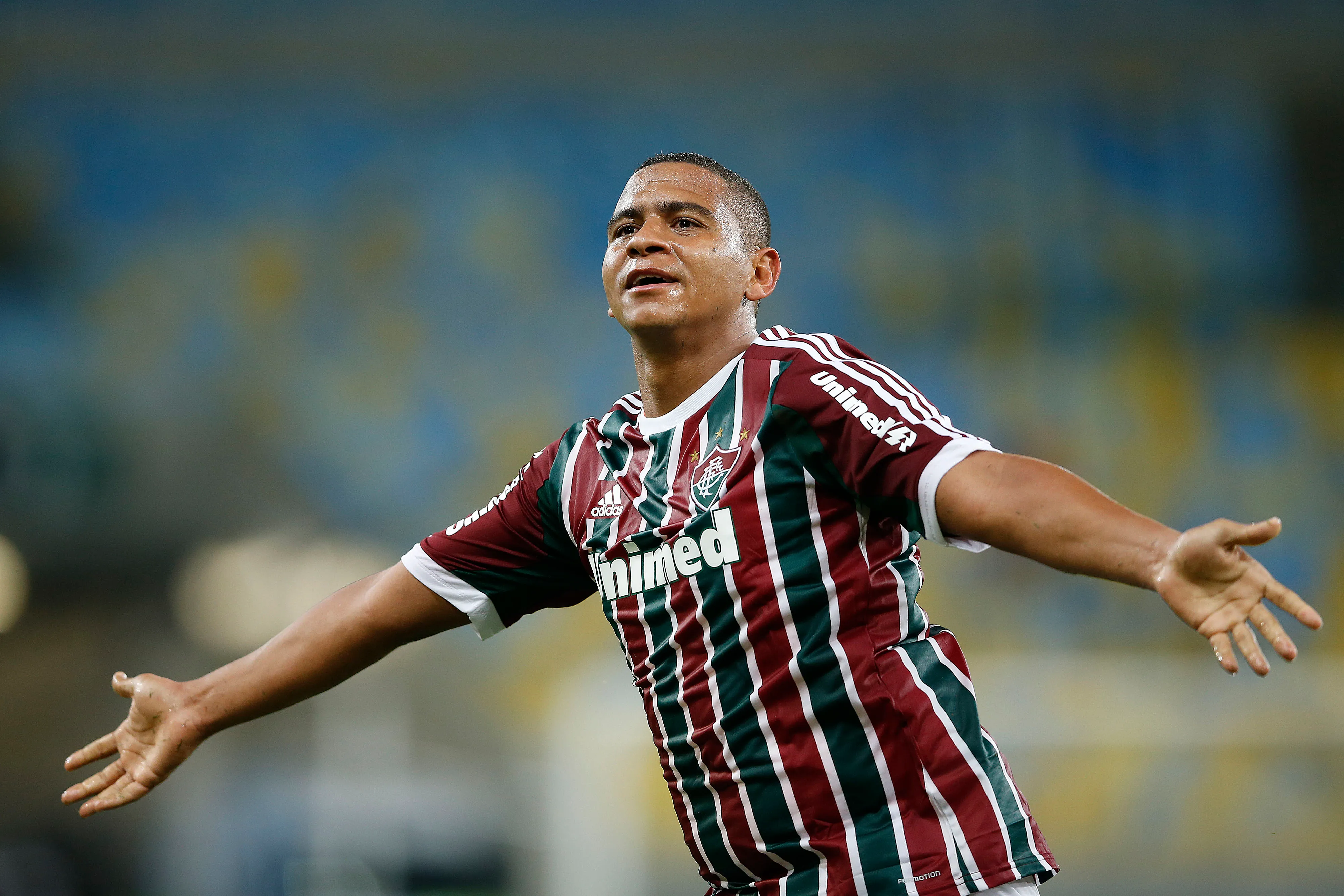 Walter do Fluminense comemora seu gol durante partida pelo Campeonato Brasileiro A 2014 no Maracana. Foto: Wagner Meier/AGIF