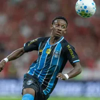 Arthur ajuda Gabriel Mec a evoluir no Grêmio