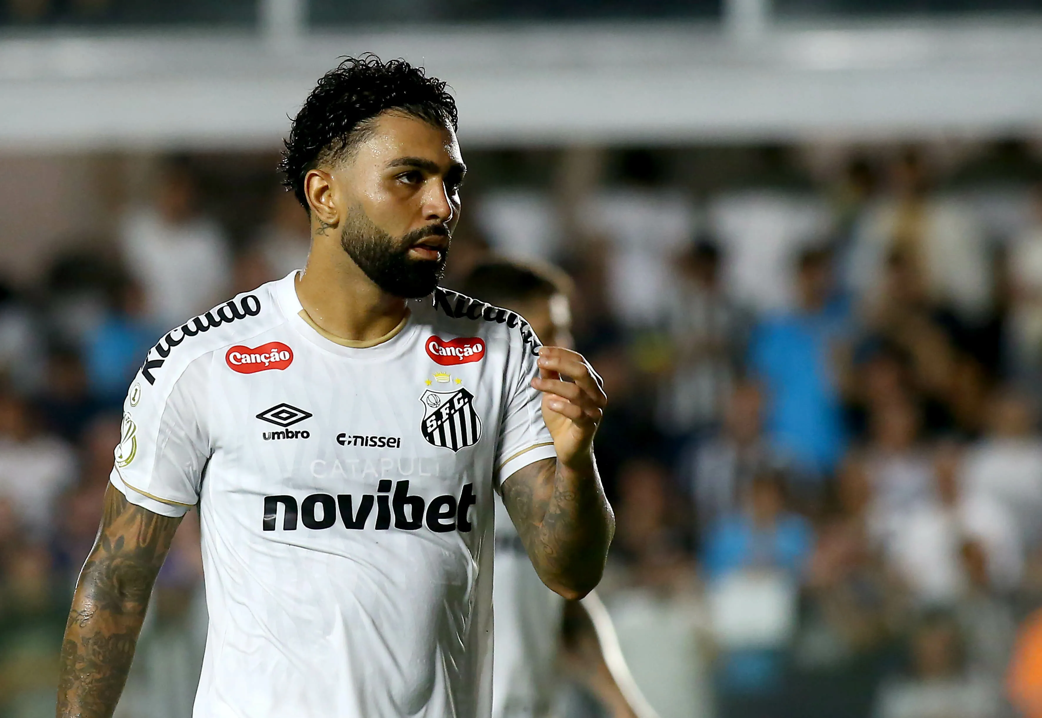 Gabigol jogador do Santos durante partida contra o Coritiba no estadio Vila Belmiro pelo campeonato Copa Do Brasil 2026. Foto: Mauricio De Souza/AGIF