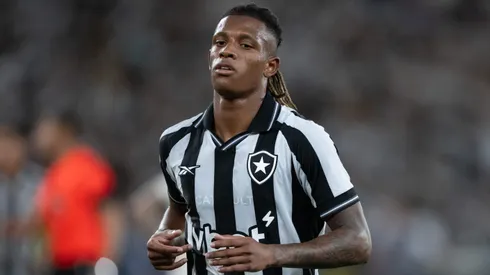 Danilo jogador do Botafogo durante partida contra o Chapecoense no estadio Engenhao pelo campeonato Copa Do Brasil 2026. Foto: Jorge Rodrigues/AGIF