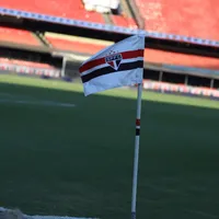 Bexigas no gramado do Morumbis tem explicação no São Paulo