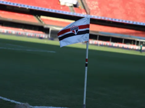Bexigas no gramado do Morumbis tem explicação no São Paulo