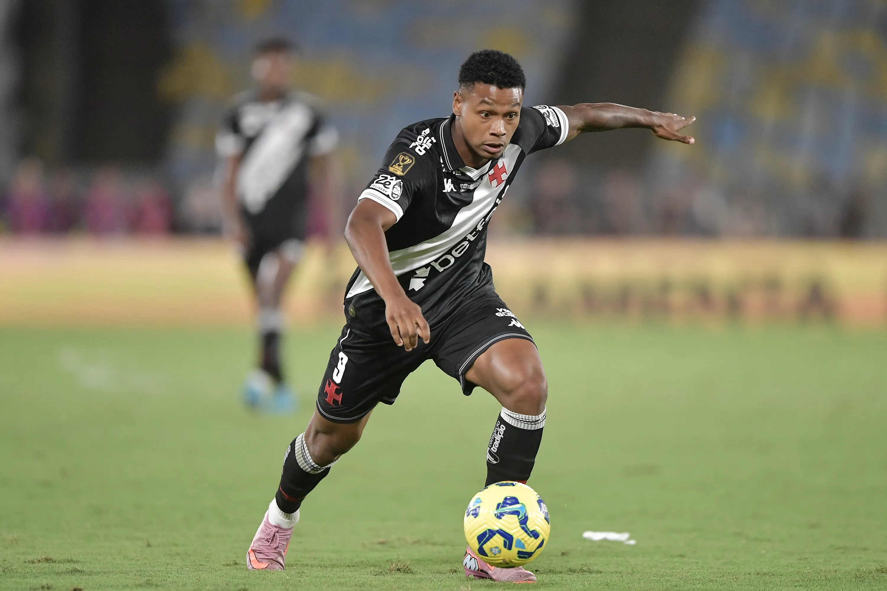 Matheus Franca atuando no Vasco – Foto: Thiago Ribeiro/AGIF