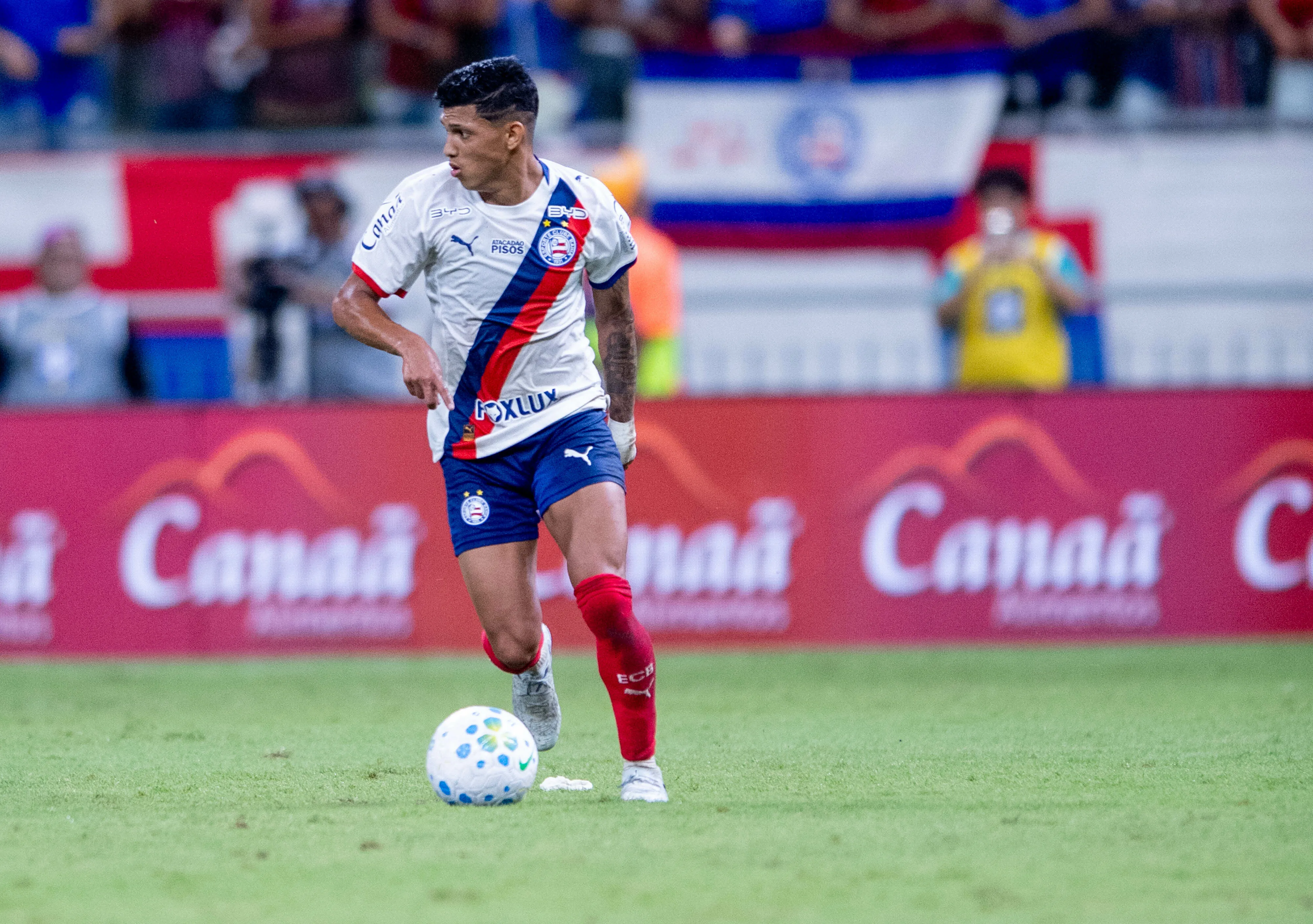 BA – SALVADOR – 05/04/2026 – BRASILEIRO A 2026, BAHIA X PALMEIRAS – Erick Pulga jogador do Bahia durante partida contra o Palmeiras no estadio Arena Fonte Nova pelo campeonato Brasileiro A 2026. Foto: Jhony Pinho/AGIF