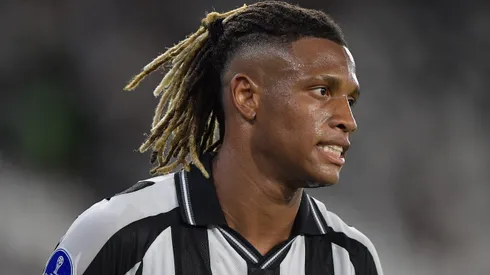 Danilo durante confronto contra o Racing na Sul-Americana de 2026.