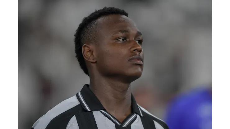 RJ - RIO DE JANEIRO - 01/02/2026 - CARIOCA 2026, BOTAFOGO X FLUMINENSE - Nathan Fernandes jogador do Botafogo durante partida contra o Fluminense no estadio Engenhao pelo campeonato Carioca 2026. Foto: Thiago Ribeiro/AGIF