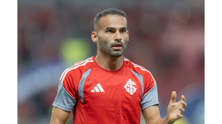RS - PORTO ALEGRE - 11/04/2026 - BRASILEIRO A 2026, INTERNACIONAL X GREMIO - Thiago Maia jogador do Internacional durante partida contra o Gremio no estadio Beira-Rio pelo campeonato Brasileiro A 2026. Foto: Liamara Polli/AGIF