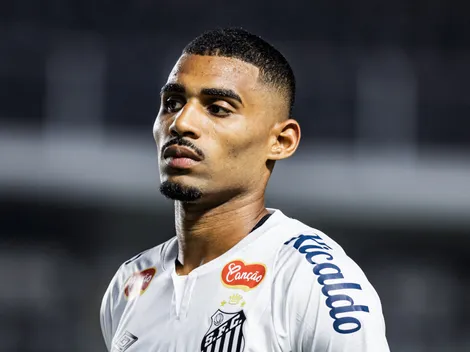 Joaquim, zagueiro ex-Santos, pode voltar ao Brasil e fechar com o Vasco