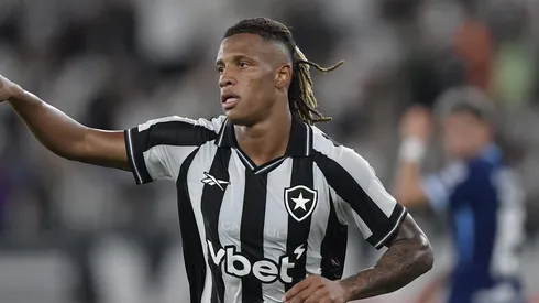 RJ - RIO DE JANEIRO - 06/05/2026 - COPA SUL-AMERICANA 2026, BOTAFOGO X RACING - Danilo jogador do Botafogo comemora seu gol durante partida contra o Racing no estadio Engenhao pelo campeonato Copa Sul-Americana 2026. Foto: Thiago Ribeiro/AGIF