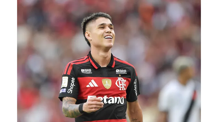 RJ - RIO DE JANEIRO - 03/05/2026 - BRASILEIRO A 2026, FLAMENGO X VASCO - Luiz Araujo jogador do Flamengo durante partida contra o Vasco no estadio Maracana pelo campeonato Brasileiro A 2026. Foto: Thiago Ribeiro/AGIF