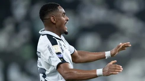 RJ – RIO DE JANEIRO – 02/05/2026 – BRASILEIRO A 2026, BOTAFOGO X REMO – Jaja jogador do Remo comemora seu gol durante partida contra o Botafogo no estadio Engenhao pelo campeonato Brasileiro A 2026. Foto: Jorge Rodrigues/AGIF