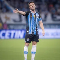 Arthur priorizou o Grêmio e recusou propostas de rivais