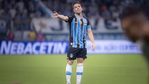 Arthur, volante do Grêmio Foto: Maxi Franzoi/AGIF