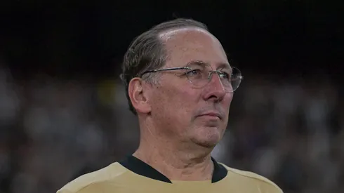 Textor pretende comprar a SAF do Botafogo novamente.