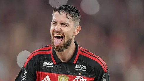 RJ - RIO DE JANEIRO - 05/04/2026 - BRASILEIRO A 2026, FLAMENGO X SANTOS - Jorginho jogador do Flamengo comemora seu gol durante partida contra o Santos no estadio Maracana pelo campeonato Brasileiro A 2026. Foto: Thiago Ribeiro/AGIF