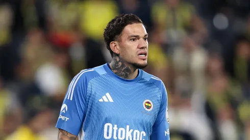 Ederson em jogo do Fernebahçe. Foto: Ahmad Mora/Getty Images