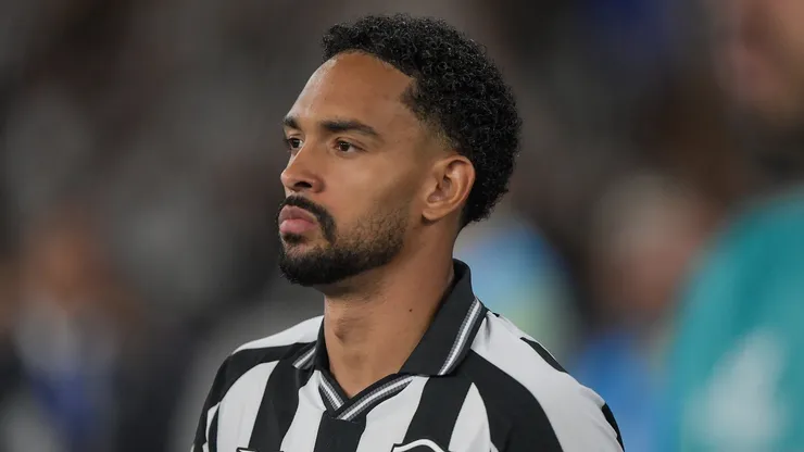 Vitinho jogador do Botafogo durante partida contra o Nacional Potosí no estádio Engenhão pelo campeonato Copa Libertadores 2026. Foto: Thiago Ribeiro/AGIF