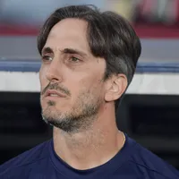 Torcida do Fluminense perde a paciência e xinga Zubeldía