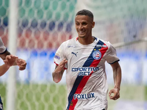 Luciano Juba é ovacionado por torcida do Bahia contra Cruzeiro