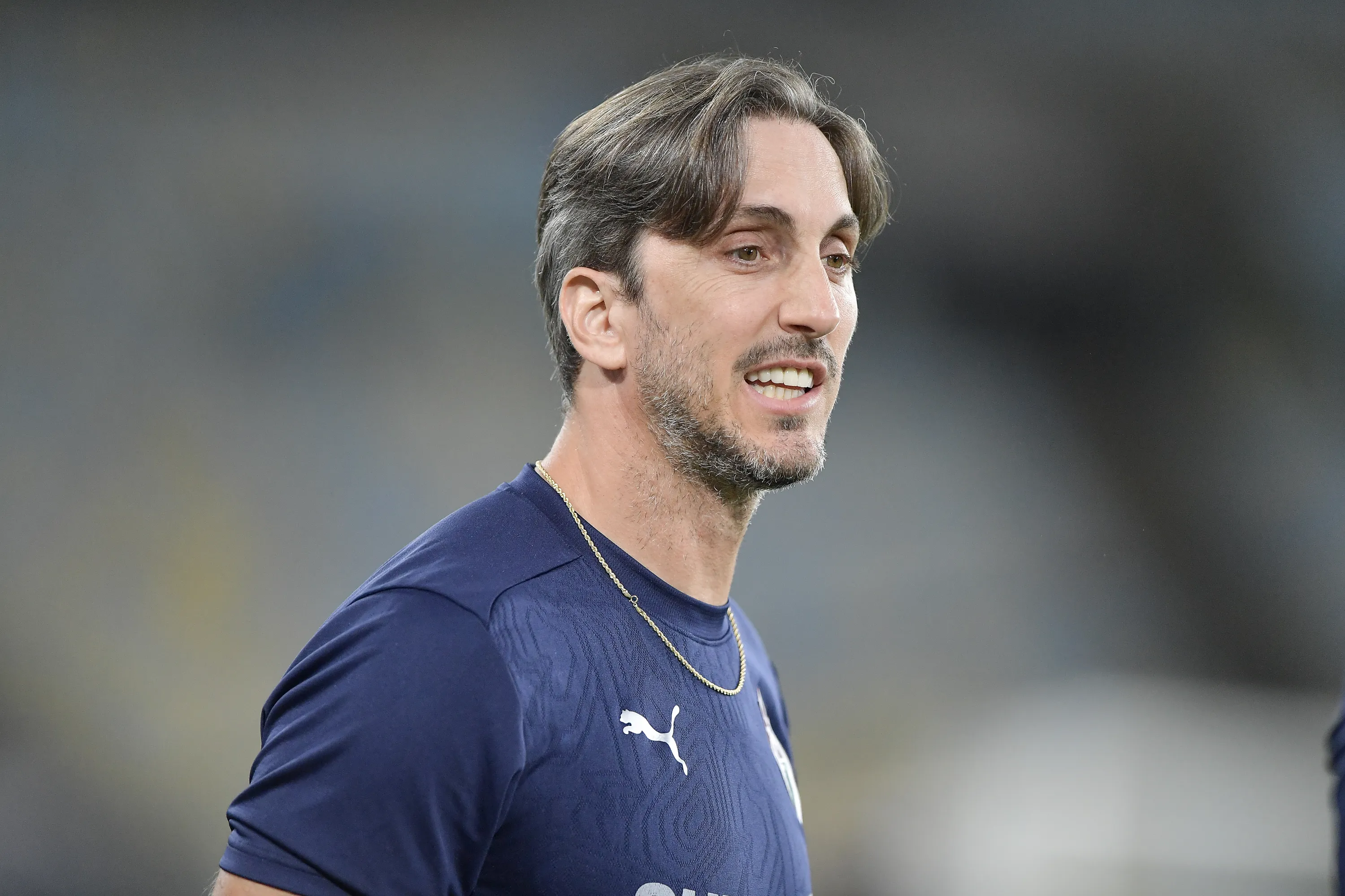 Luis Zubeldia tecnico do Fluminense durante partida contra o Chapecoense no estadio Maracana pelo campeonato Brasileiro A 2026. Foto: Thiago Ribeiro/AGIF
