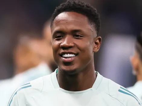 Sinisterra mantém futuro no Cruzeiro em aberto