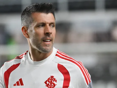 Pezzolano aponta Borré e Vitinho como titulares
