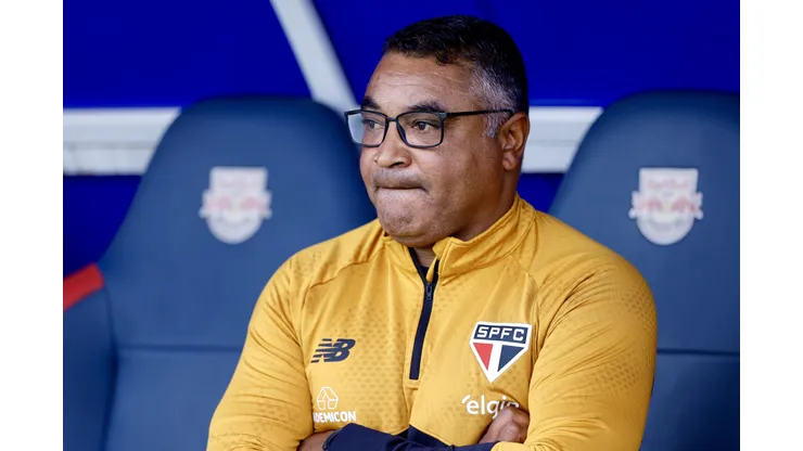Roger Machado tecnico do Sao Paulo durante partida contra o Bahia no estadio Cicero De Souza Marques pelo campeonato Brasileiro A 2026. Foto: Marcello Zambrana/AGIF