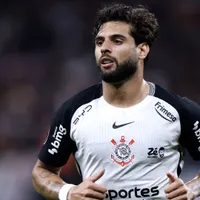 Mesmo sem marcar, Yuri Alberto tem boa atuação no clássico