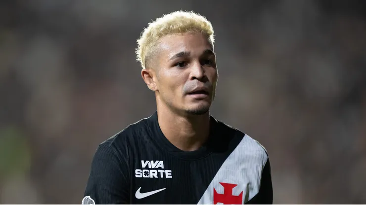 Renato falou sobre Adson no Vasco.