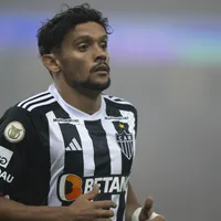 Gustavo Scarpa sofre no Atlético e saída ganha força