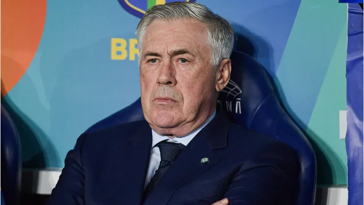 Carlo Ancelotti durante partida pelas eliminatórias da Copa do Mundo.