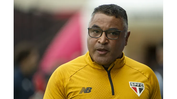 SP - BRAGANCA PAULISTA - 03/05/2026 - BRASILEIRO A 2026, SAO PAULO X BAHIA - Roger Machado tecnico do Sao Paulo durante partida contra o Bahia no estadio Cicero De Souza Marques pelo campeonato Brasileiro A 2026. Foto: Anderson Romao/AGIF