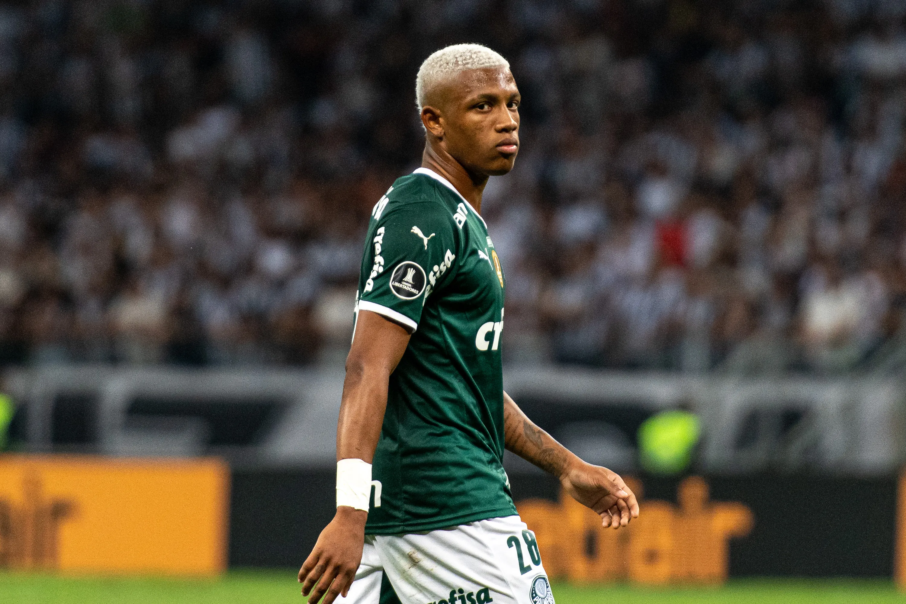 MG – Belo Horizonte – 03/08/2022 – LIBERTADORES 2022 ATLETICO -MG X PALMEIRAS – Danilo jogador do Palmeiras durante partida contra o Atletico-MG no estadio Mineirao pelo campeonato Copa Libertadores 2022. Foto: Alessandra Torres/AGIF