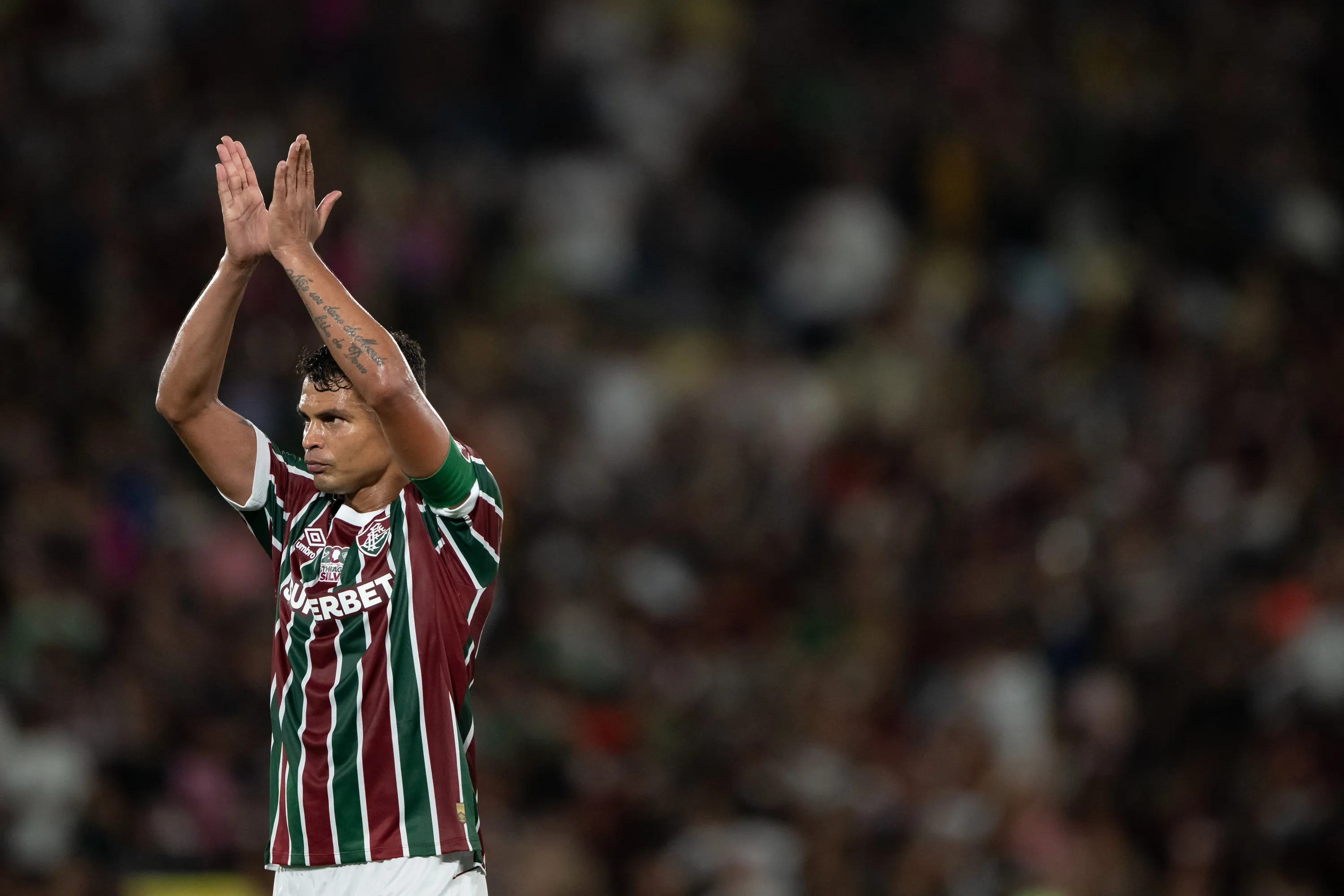 Thiago Silva jogador do Fluminense durante partida contra o Atletico-MG no estadio Maracana pelo campeonato Brasileiro A 2025. Foto: Jorge Rodrigues/AGIF