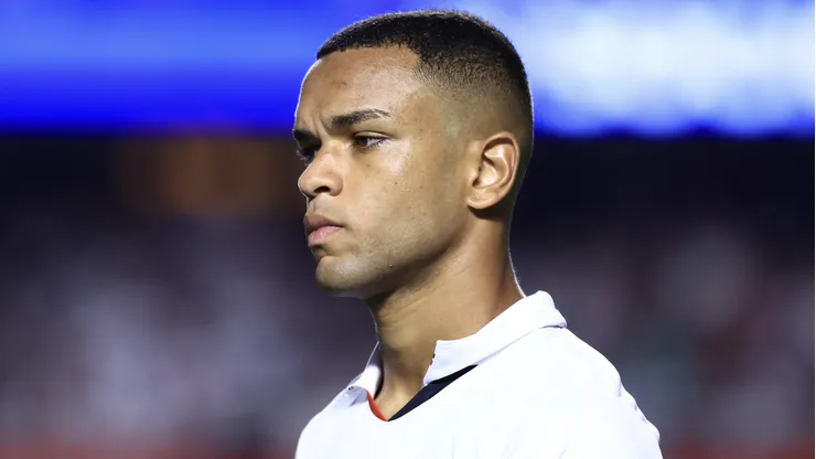 Juan durante partida contra o Cruzeiro no Brasileirão de 2024.