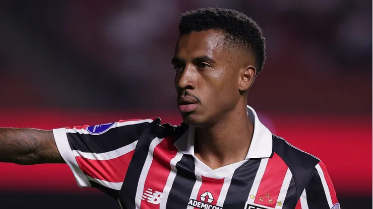 Marcos Antônio pode estar de saída do São Paulo.