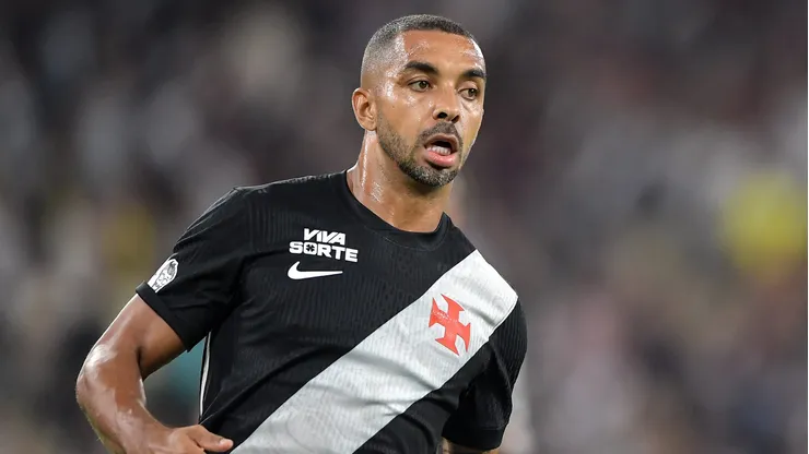 Paulo Henrique jogador do Vasco durante partida contra o Fluminense no estadio Maracana pelo campeonato Brasileiro A 2026. Foto: Thiago Ribeiro/AGIF