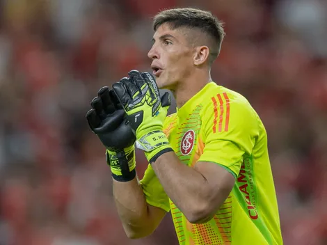 Rochet é cobrado após erro no Internacional