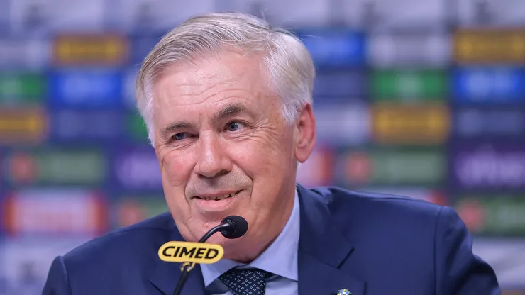 Ancelotti exaltou Thiago Silva.