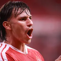 Bernabei iguala Aránguiz em ranking histórico do Inter
