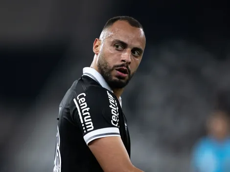 Arthur Cabral manda recado ao elenco e projeta Chapecoense X Botafogo