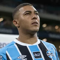 Grêmio inicia tratativas para renovar com seis jogadores