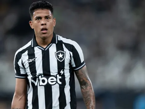 Matheus Martins desfalca o Botafogo contra a Chapecoense
