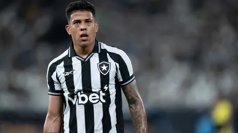 Matheus Martins, jogador do Botafogo. Foto: Jorge Rodrigues/AGIF