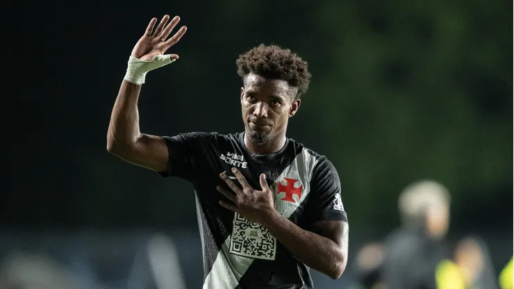 Thiago Mendes jogador do Vasco durante partida contra o Paysandu no estadio Sao Januario pelo campeonato Copa Do Brasil 2026. Foto: Jorge Rodrigues/AGIF