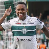 Torcida do Flamengo faz pedidos por contratação de Igor Paixão