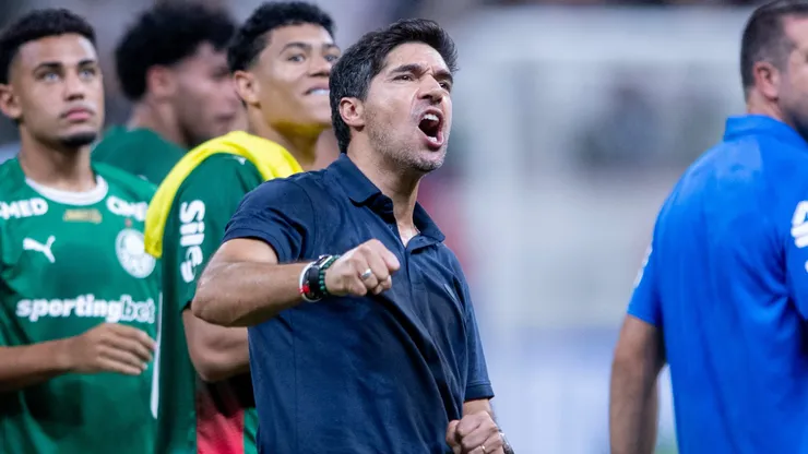 Abel Ferreira tecnico do Palmeiras durante partida contra o Bahia no estadio Arena Fonte Nova pelo campeonato Brasileiro A 2026.